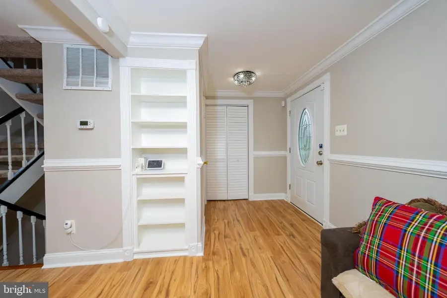 9203 Sheffield Hunt Ct, Lorton, VA 22079 - #3