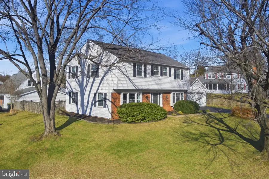 12824 Melville Ln, Fairfax, VA 22033 - #2