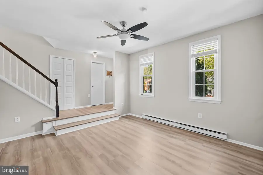 5878 Kara Pl, Burke, VA 22015 - #3