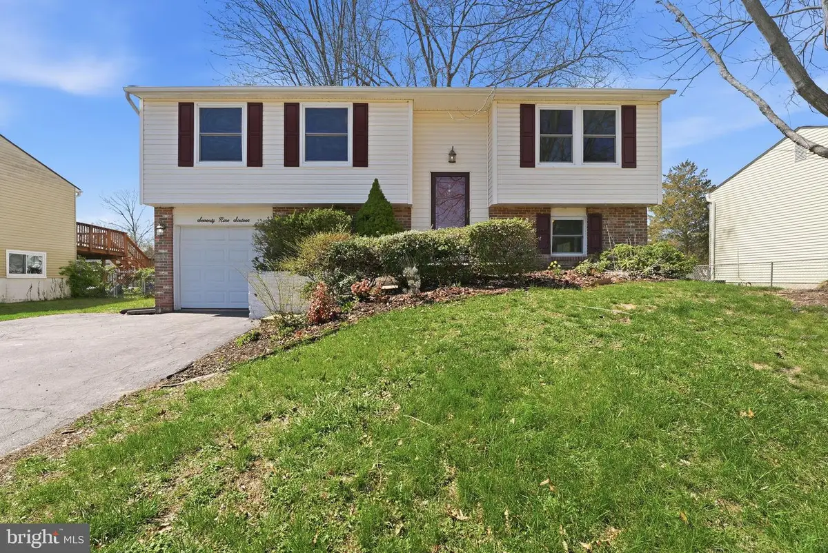 7916 Frye Rd, Alexandria, VA 22309 - #1