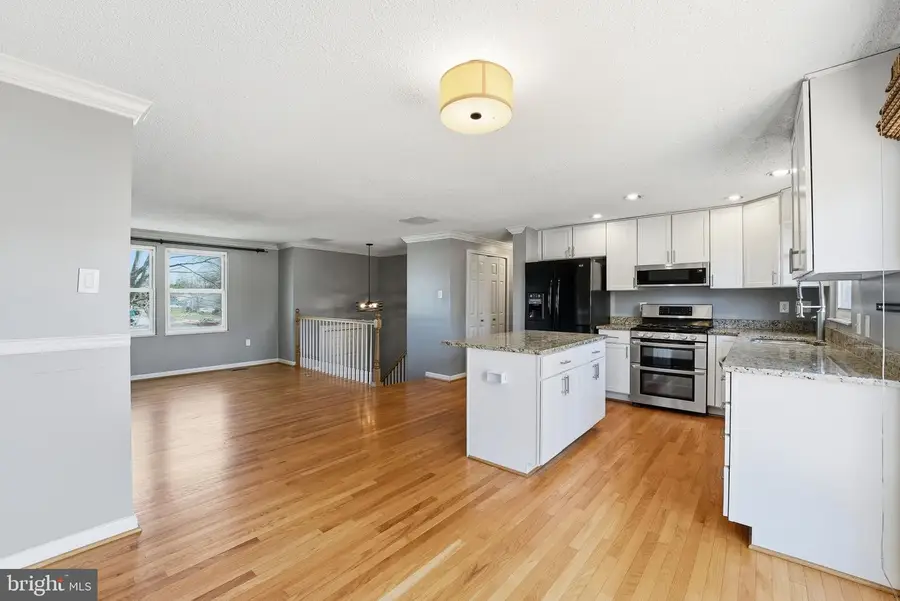 7916 Frye Rd, Alexandria, VA 22309 - #3