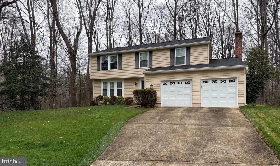 7803 Roundabout Way, Springfield, VA 22153 - #2