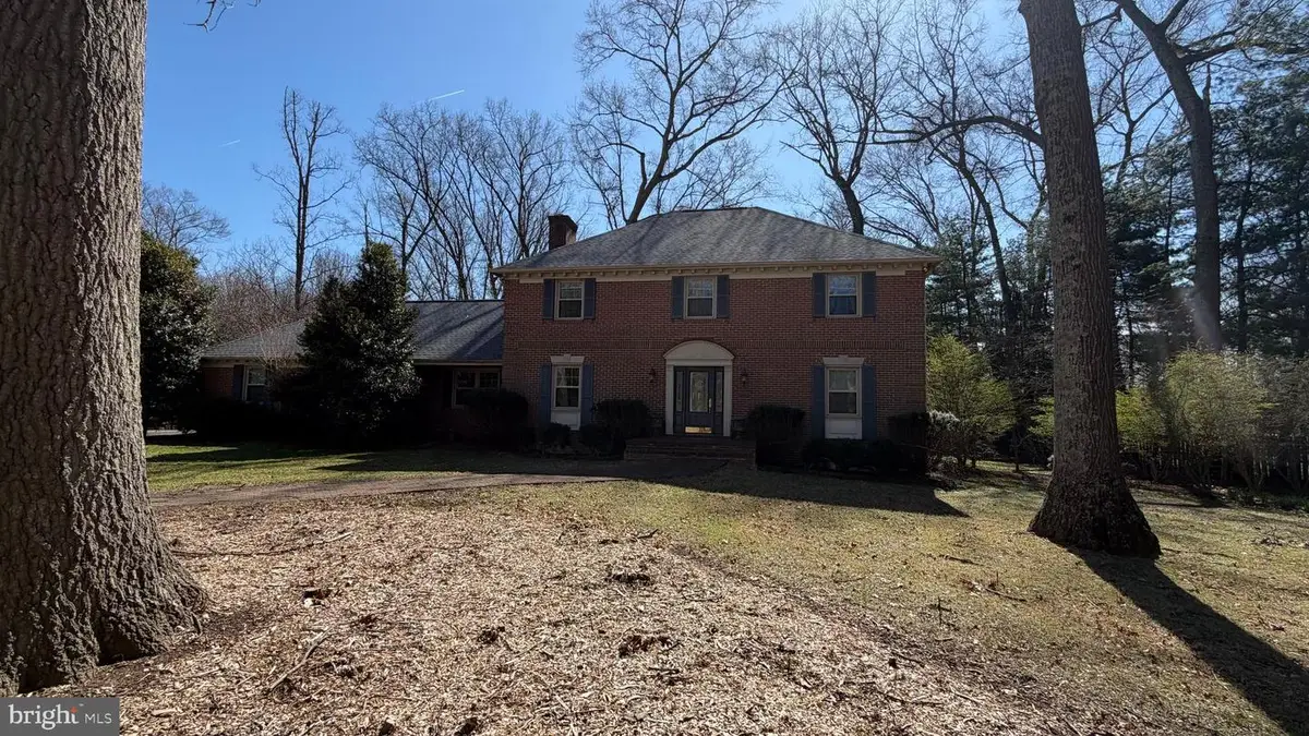 10947 Lawyers Rd, Reston, VA 20191 - #1