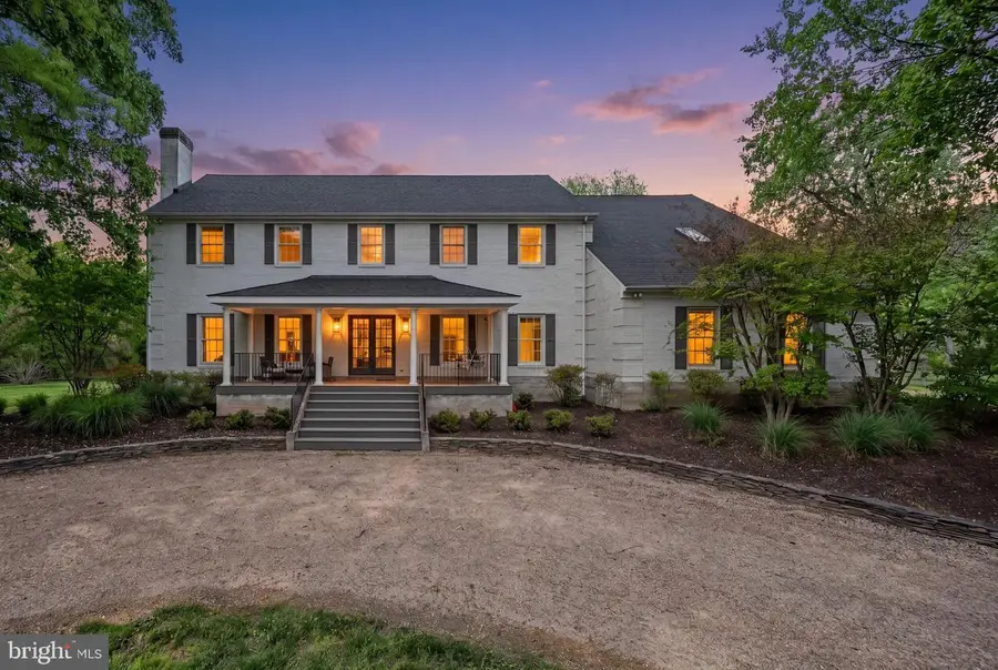 11748 Thomas Ave, Great Falls, VA 22066 - #2