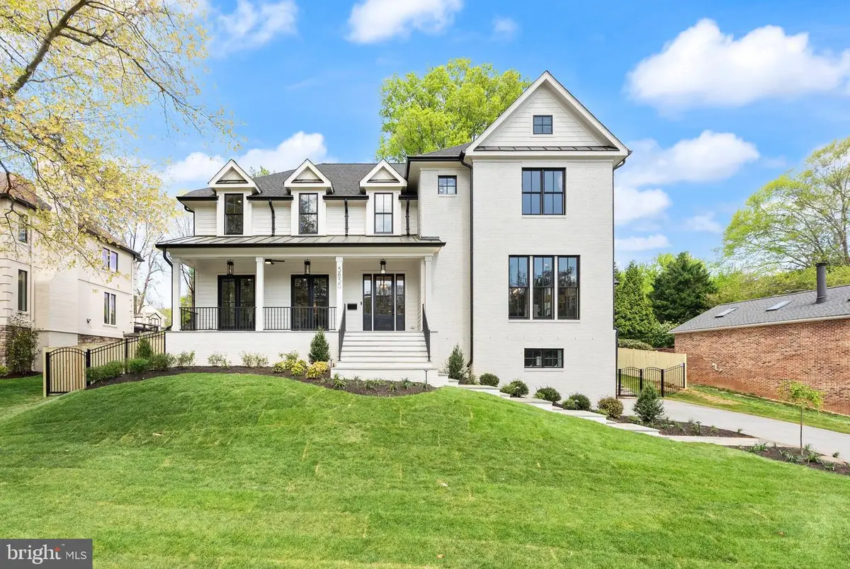 5850 Upton St, McLean, VA 22101 - #1