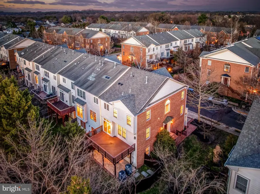 113 Herndon Mill Cir, Herndon, VA 20170 - #2