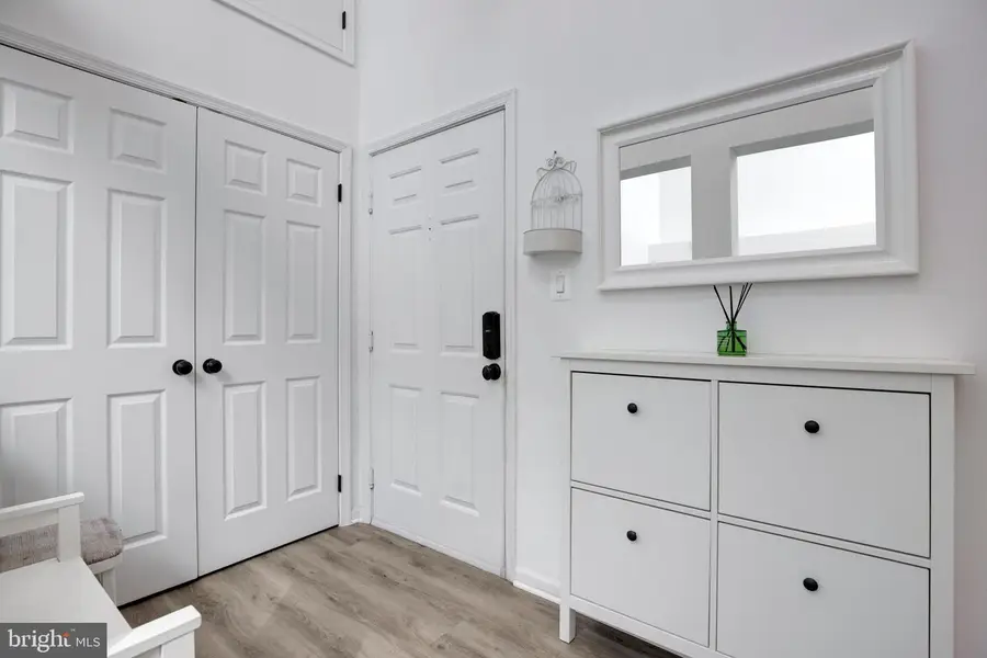 3307 Lakeside View Dr #2-4, Falls Church, VA 22041 - #2