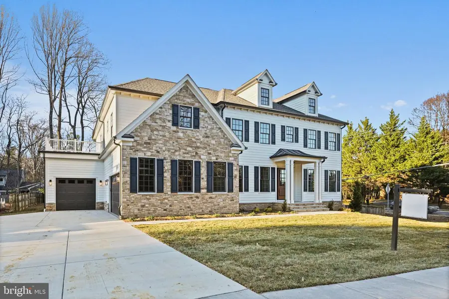 352 Ayr Hill Ave Ne, Vienna, VA 22180 - #2