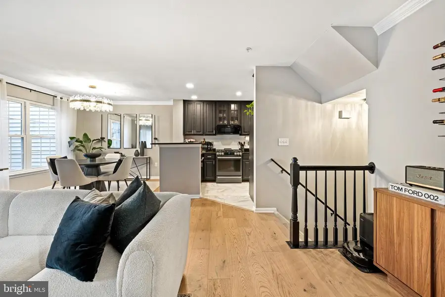 12906 Fair Briar Ln, Fairfax, VA 22033 - #3