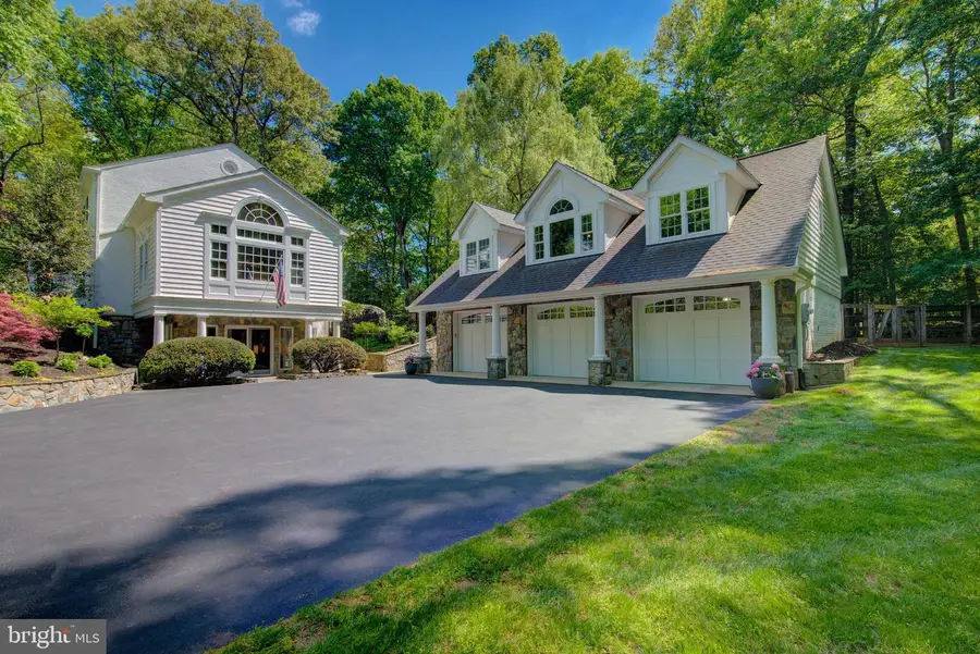 11205 Sorrel Ridge Ln, Oakton, VA 22124 - #2