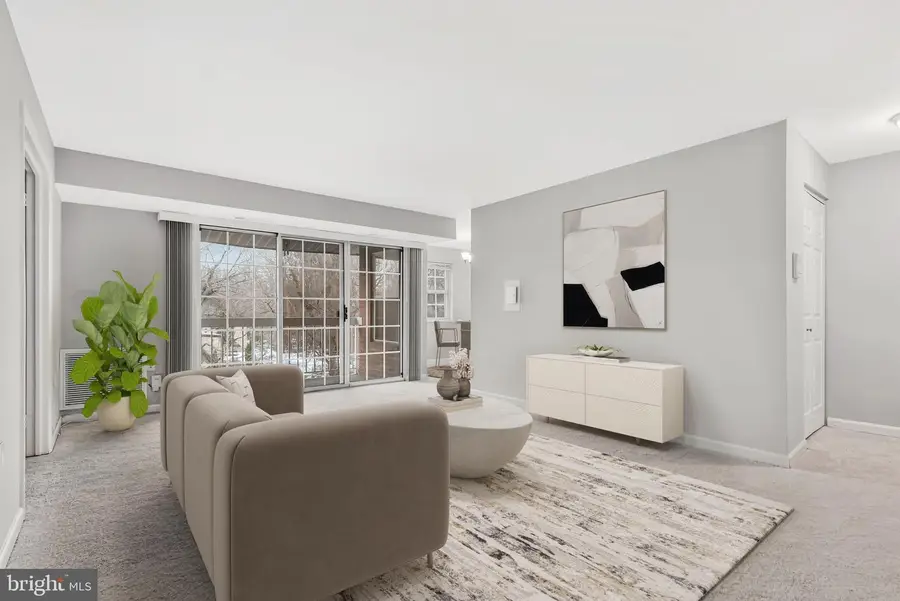 1916 Wilson Ln #202, McLean, VA 22102 - #3