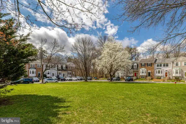 3621 Buckeye Ct, FAIRFAX, VA 22033