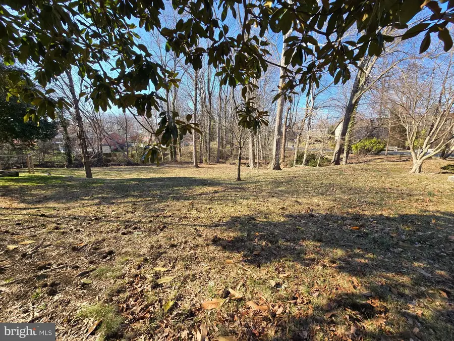 7669 Long Pine Dr, Springfield, VA 22151 - #2