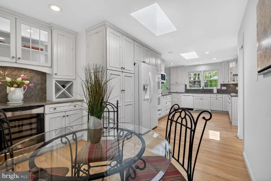 11511 Lilting Ln, Fairfax Station, VA 22039 - #2