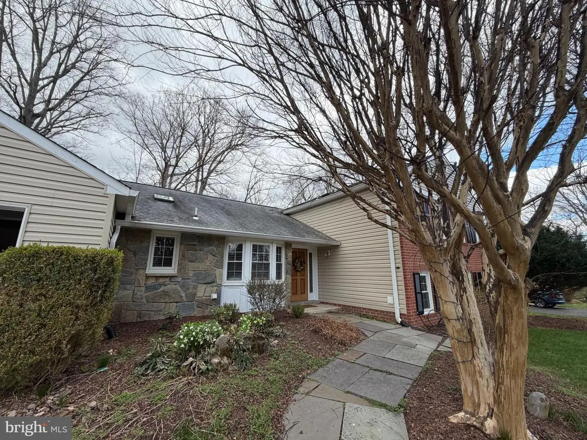 1505 Snughill Ct, Vienna, VA 22182 - #1