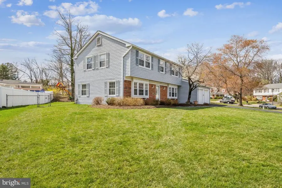 13140 Madonna Ln, Fairfax, VA 22033 - #3