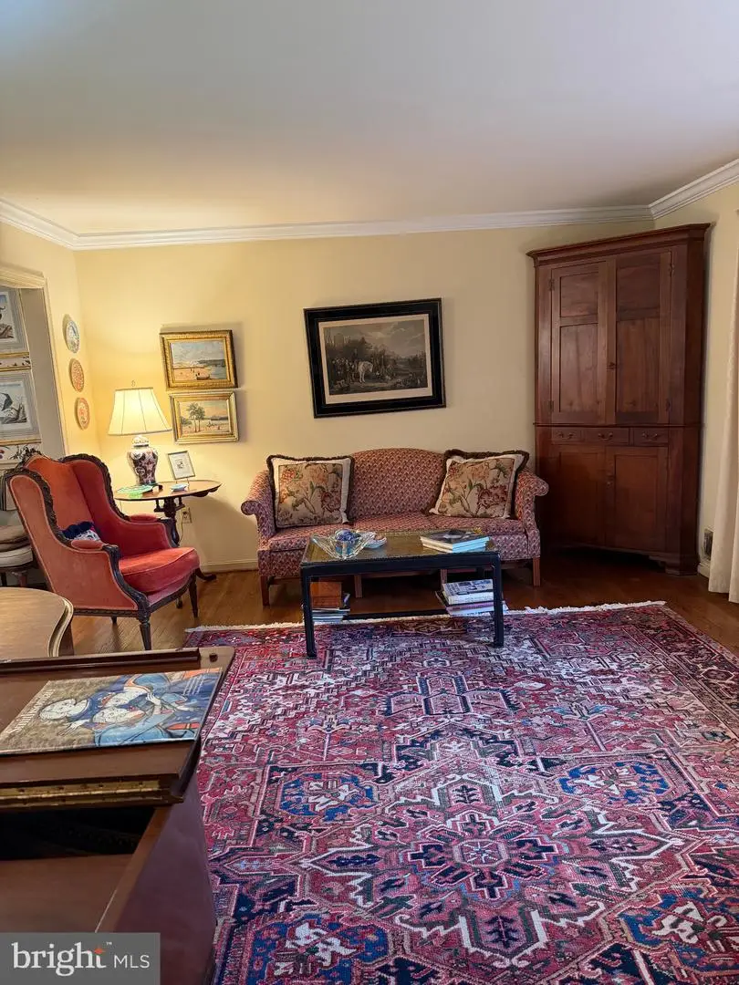 6110 Harmon Pl, Springfield, VA 22152 - #3