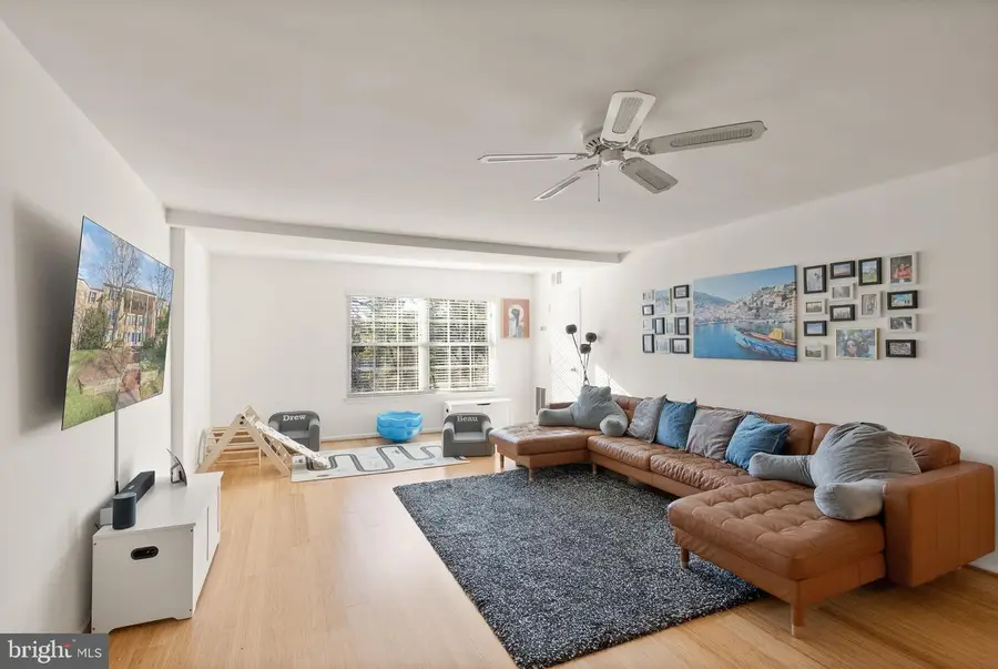 7661 Provincial Dr #305, McLean, VA 22102 - #3