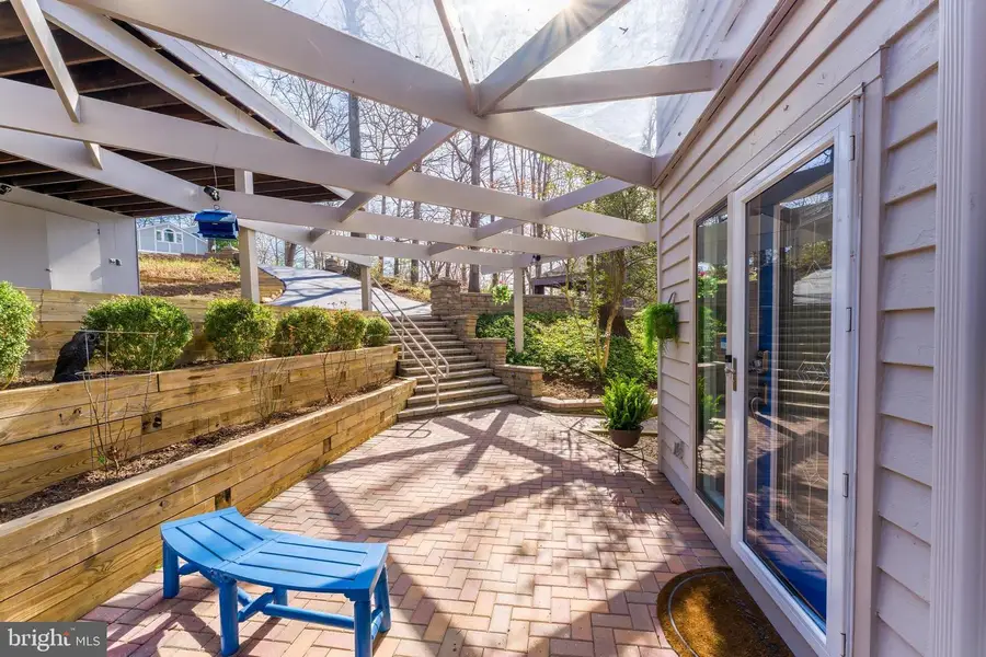 2118 Owls Cove Ln, Reston, VA 20191 - #3