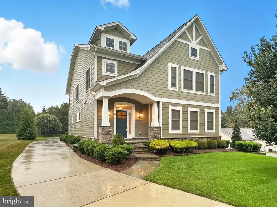 217 Pleasant St Sw, Vienna, VA 22180 - #3