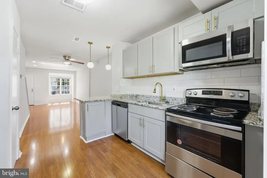 4225 Sauterne Ct, Chantilly, VA 20151 - #2