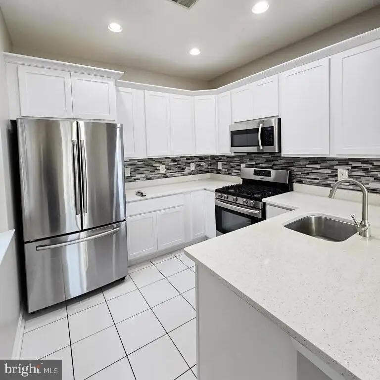 11326 Westbrook Mill Ln #301, Fairfax, VA 22030 - #2