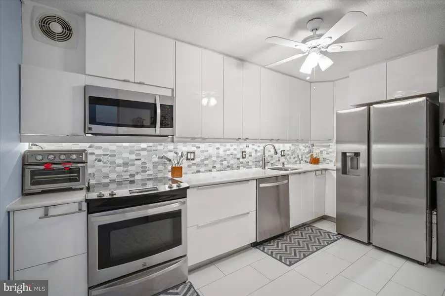 8380 Greensboro Dr #303, McLean, VA 22102 - #2