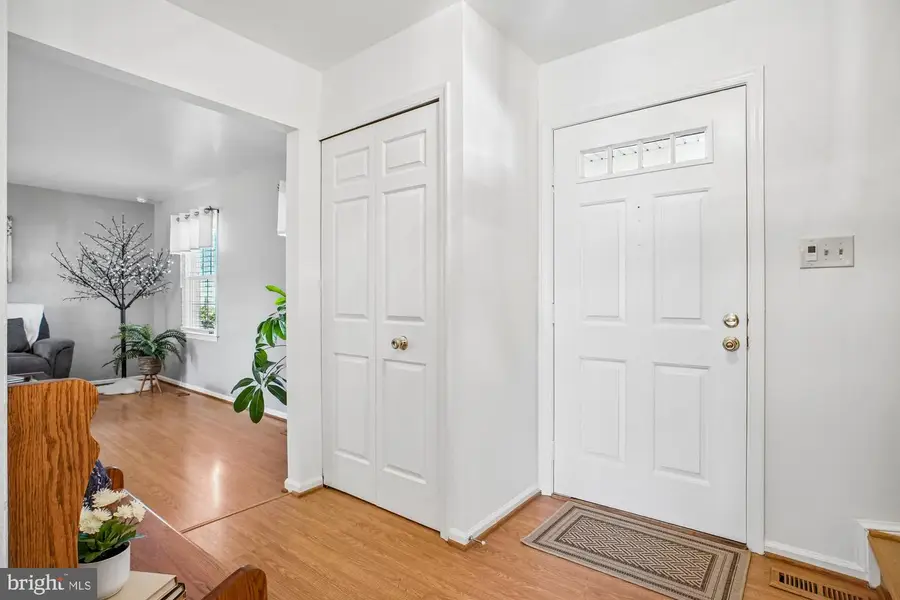 12729 Fantasia Dr, Herndon, VA 20170 - #2