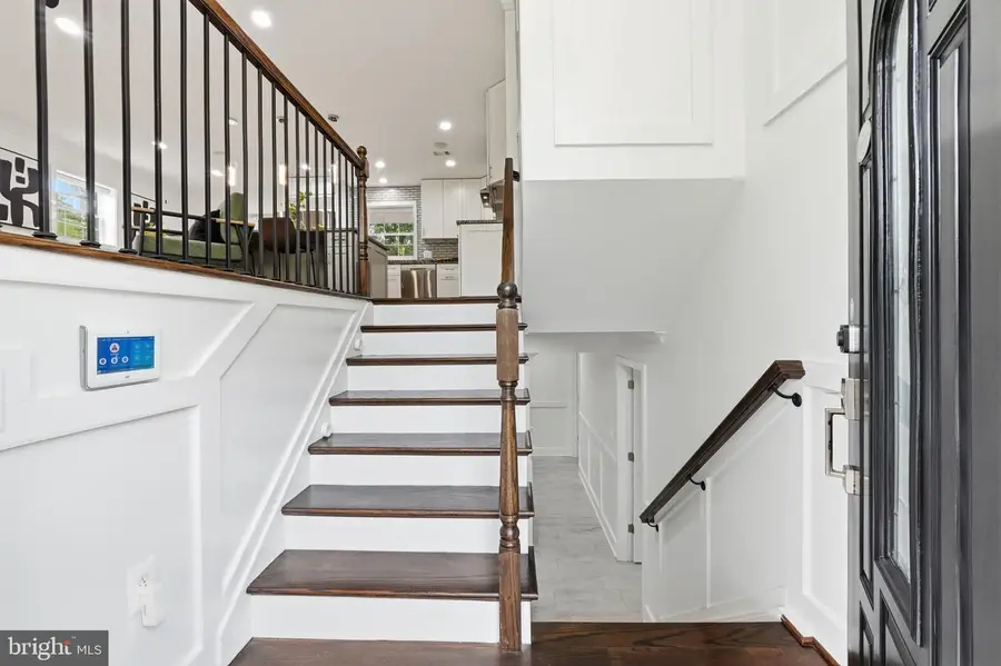 7504 Dolce Dr, Annandale, VA 22003 - #3