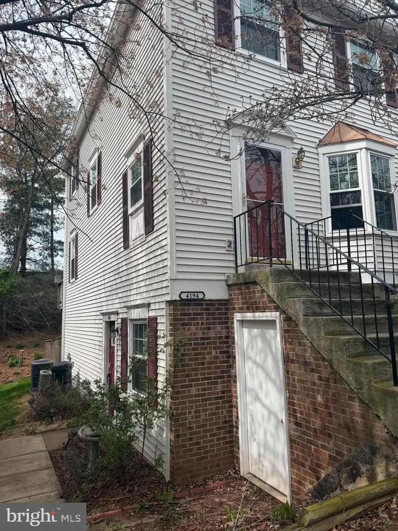 4194 Pleasant Meadow Ct #102c, Chantilly, VA 20151 - #2