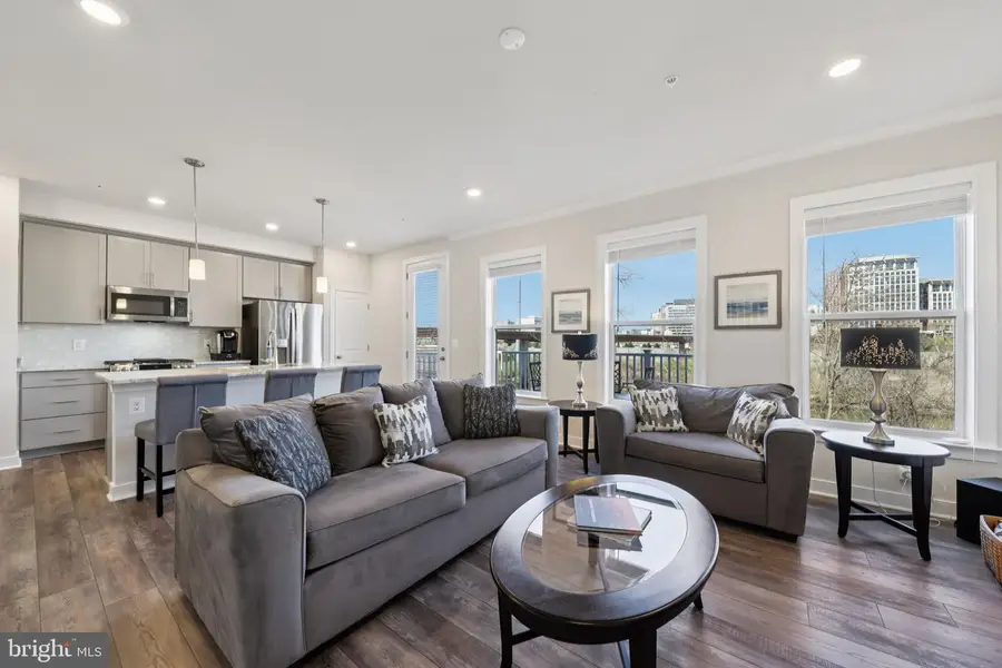 2390 Stella Pl, Alexandria, VA 22303 - #3