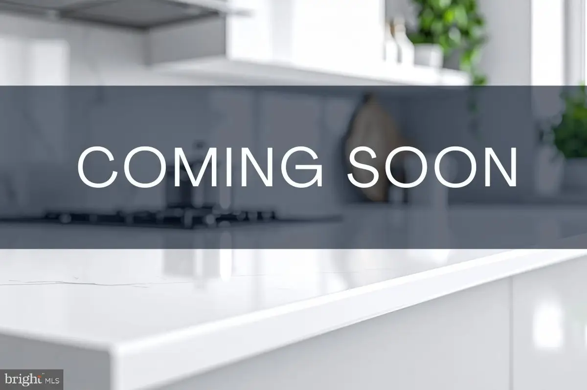 735 Palmer Dr, Herndon, VA 20170 - #1