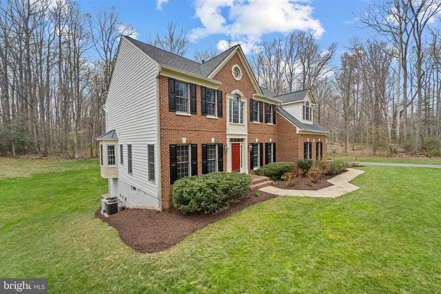 10582 Canterberry Rd, Fairfax Station, VA 22039 - #2