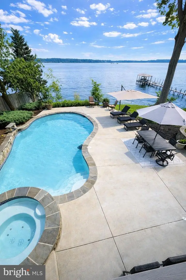 5801 River Dr, Lorton, VA 22079 - #2