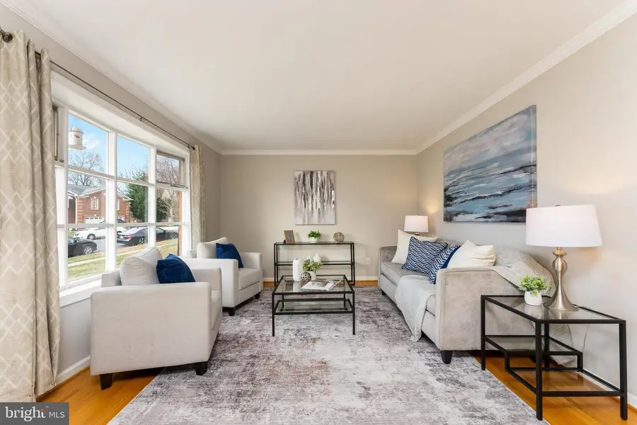 7013 Galgate Dr, Springfield, VA 22152 - #2