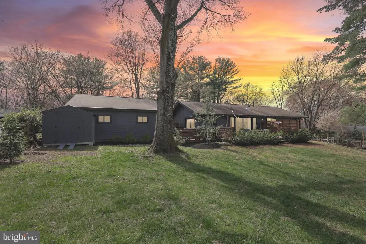 10913 Howland Dr, Reston, VA 20191 - #1