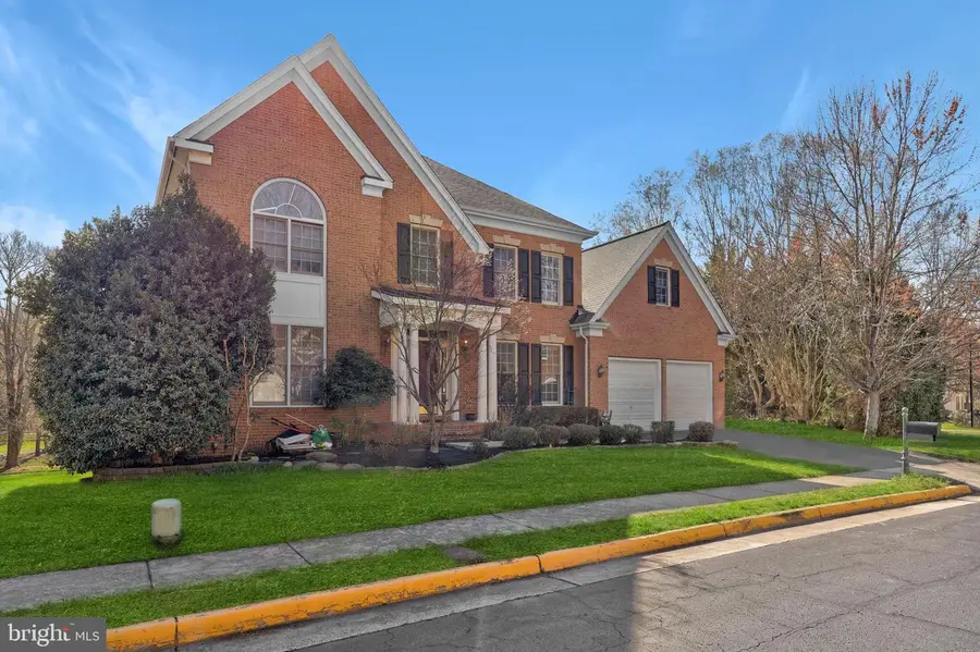 11638 Forest Hill Ct, Fairfax, VA 22030 - #2