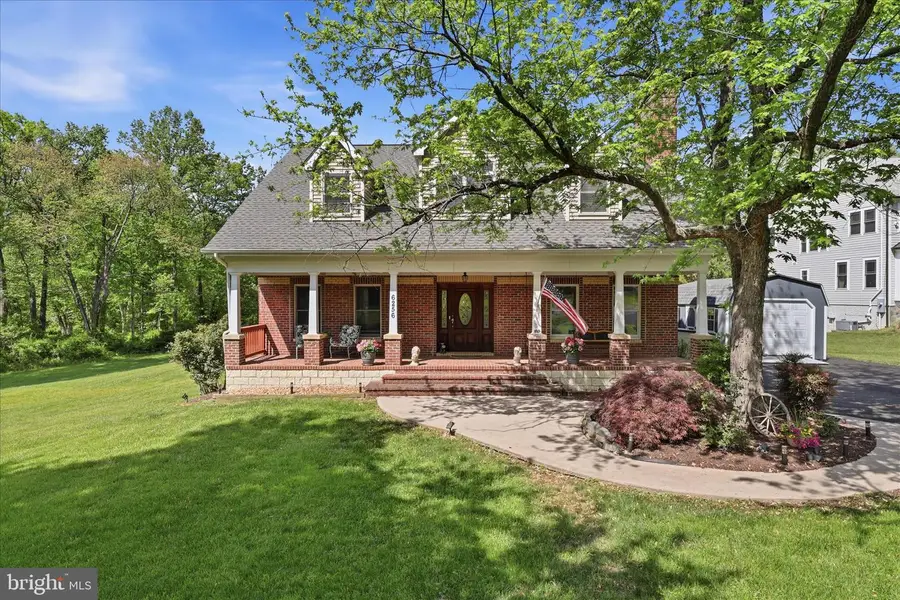 6256 Woodfair Dr, Fairfax Station, VA 22039 - #2