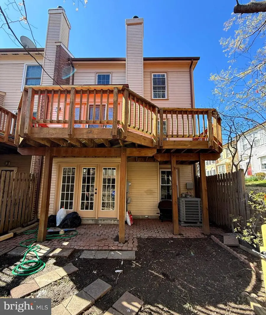 5836 Apsley House Ct, Alexandria, VA 22310 - #3