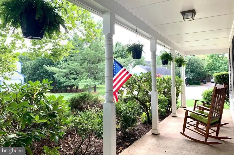 14511 Oak Cluster Dr, Centreville, VA 20120 - #3