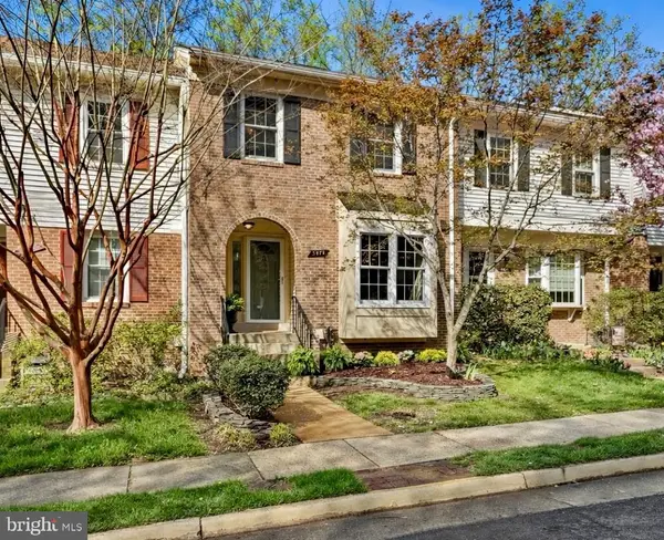 5872 Langton Dr, ALEXANDRIA, VA 22310