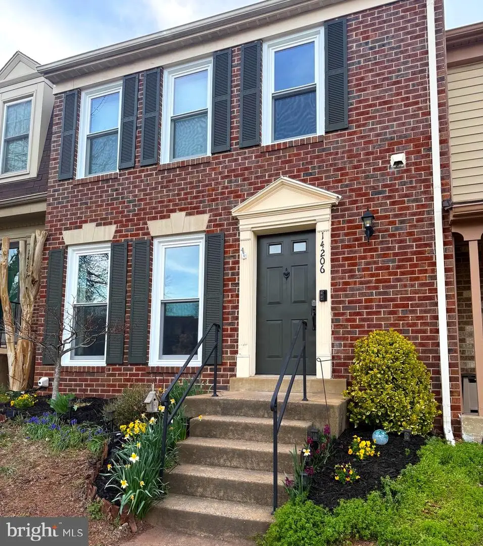 14206 Royal Oak Ln, Centreville, VA 20120 - #1