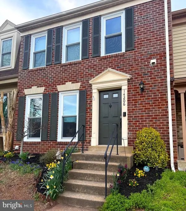 14206 Royal Oak Ln, CENTREVILLE, VA 20120