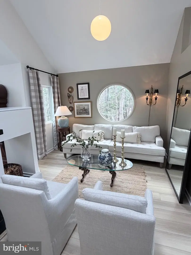 11504 Turnbridge Ln, Reston, VA 20194 - #2