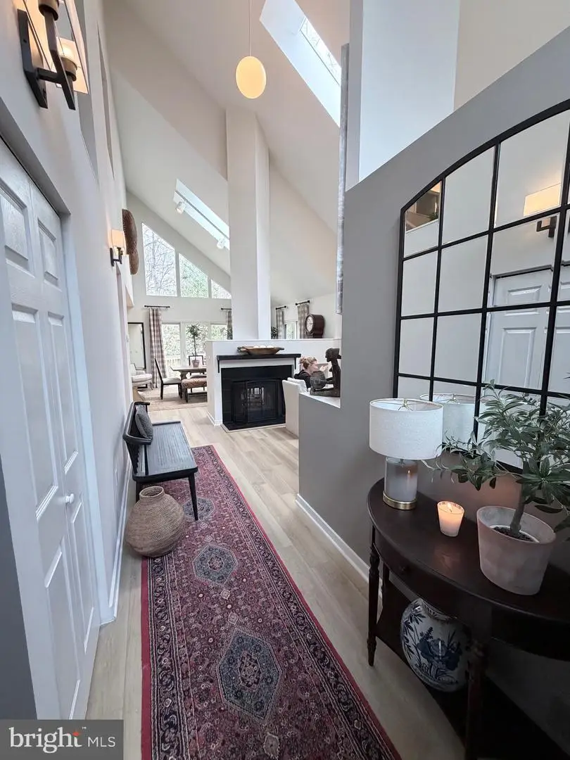 11504 Turnbridge Ln, Reston, VA 20194 - #3