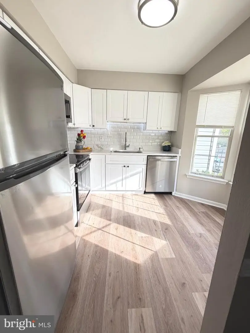 5941 Heritage Square Dr, Burke, VA 22015 - #3