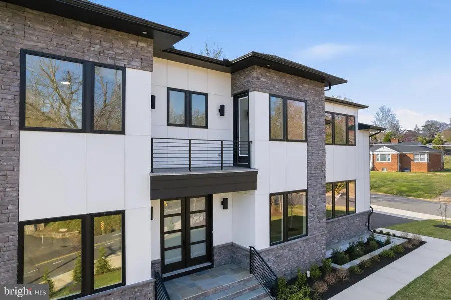 6511 Ivy Hill Dr, McLean, VA 22101 - #3