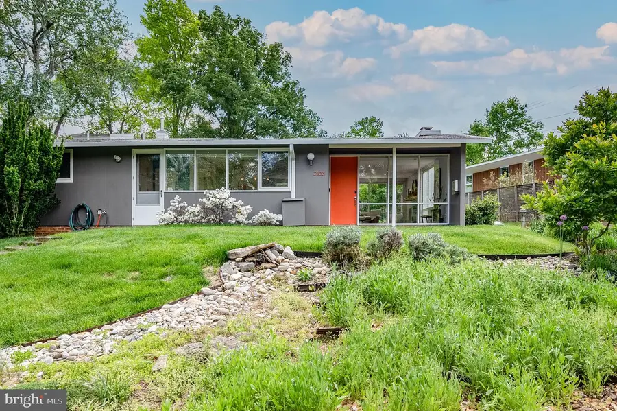 2103 Marthas Rd, Alexandria, VA 22307 - #2