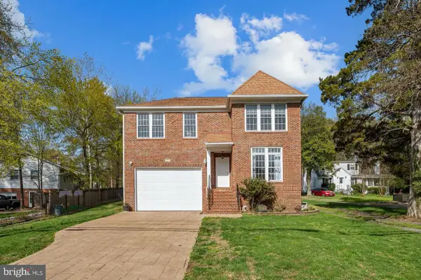 6912 Alpine Dr, ANNANDALE, VA 22003