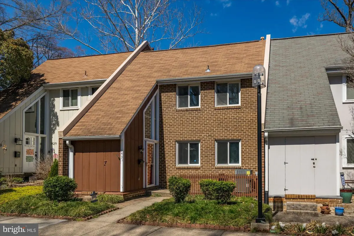 1431 Greenmont Ct, Reston, VA 20190 - #1